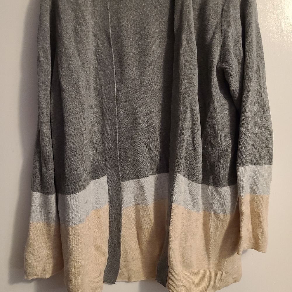 Color blocked cardigan